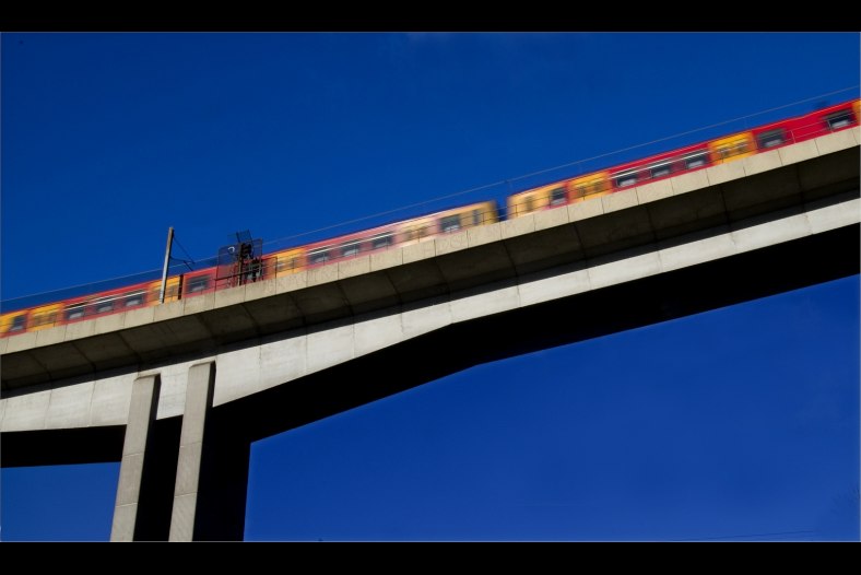 Metro Bridge 